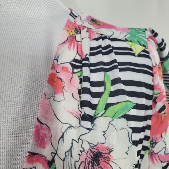 Yumi Kim Jubilee Spin Me Around Wrap Midi Dress Size X-Small Flutter Sleeve - Picture 6 of 12